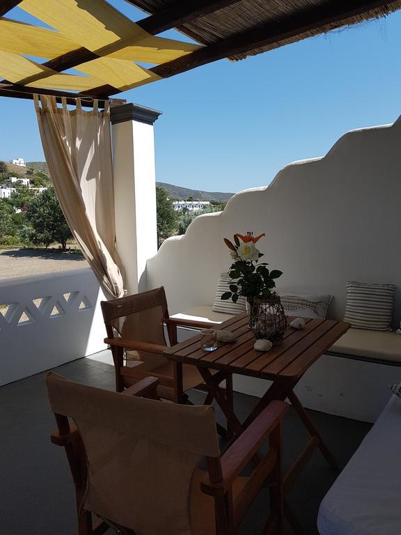 Theo'S Vacation Home Skyros Exterior foto