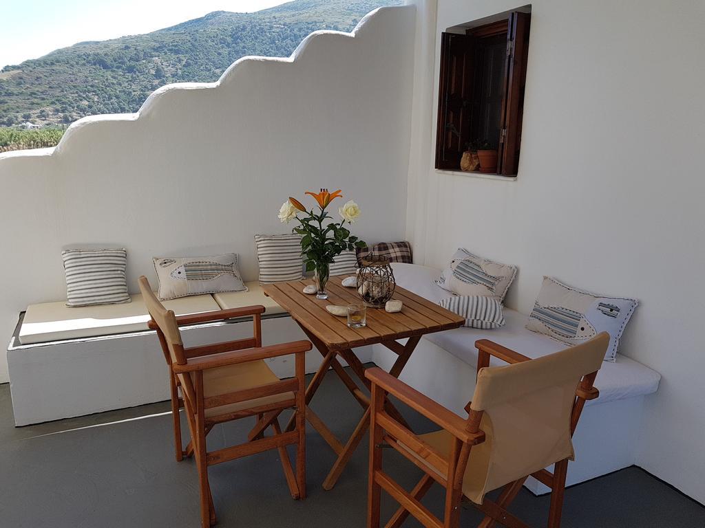 Theo'S Vacation Home Skyros Exterior foto