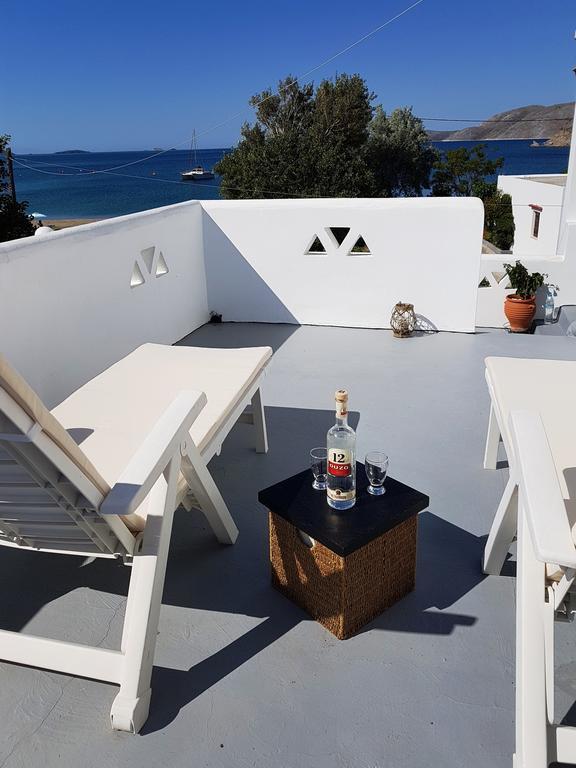 Theo'S Vacation Home Skyros Exterior foto