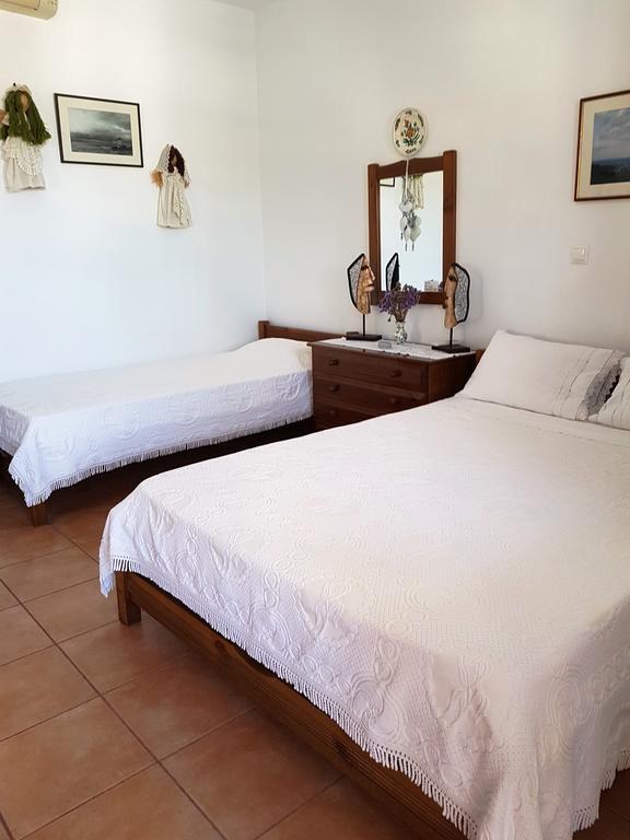 Theo'S Vacation Home Skyros Exterior foto