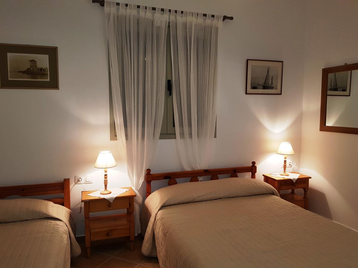 Theo'S Vacation Home Skyros Exterior foto